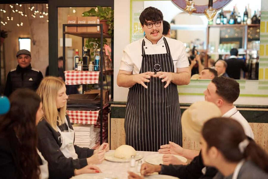 Rome: Pizza Cooking Class in Piazza Navona with Drinks - Making Napoli-style pizza dough: the practical skill behind the fun