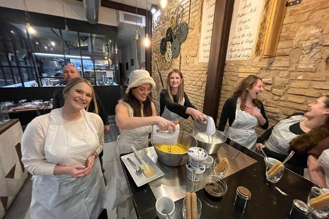 Rome: Pizza & Tiramisu Class with Free Flowing Fine Wine - Price and Value: Is $47.16 a Good Deal?