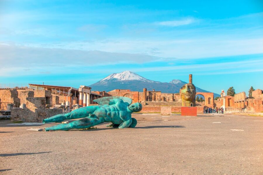 Rome: Pompeii and Naples Day Trip with Pompeii Entry Ticket - A 13-hour Rome-to-Pompeii-to-Naples plan that keeps things simple