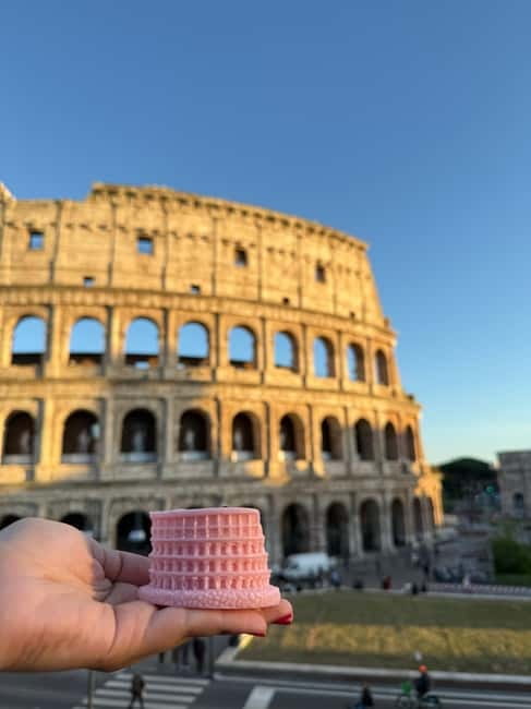Rome: Pour Your Custom Candle by the Colosseum (10–15 Mins) - The 10–15 minute pour: choose your candle like you’re designing a postcard