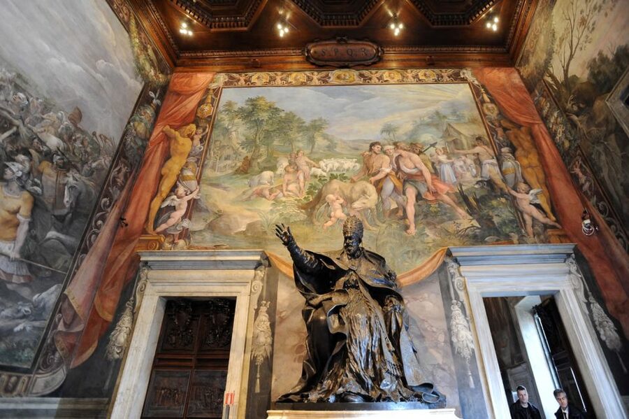Rome: Private Capitoline Museums Tour - Ruins of the Capitoline Temple of Jupiter: The Museum’s Feet in the Real Ground