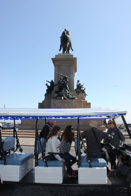 Rome: Private Guided City Highlights Tour by Golf Cart - Why a street-legal golf cart makes Rome easier