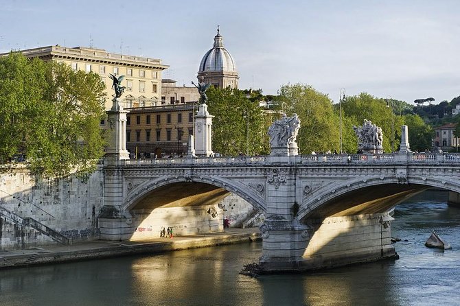 Rome, Private Photography Guided Tour - Capture Iconic Sights - Stop 2: Pantheon, Piazza Navona, Castel Sant’Angelo, and Vatican views