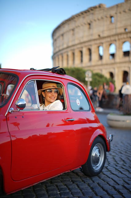 Rome Pro Photoshoot Service with Free Transport by Fiat 500 - Colosseum Photo Stop: 15 Minutes That Actually Feels Productive