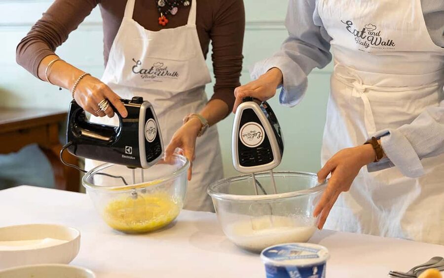 Rome: Ravioli, Fettuccine and Tiramisu Cooking Class - Start at Gusto Restaurant, Via Giuseppe Zanardelli 14