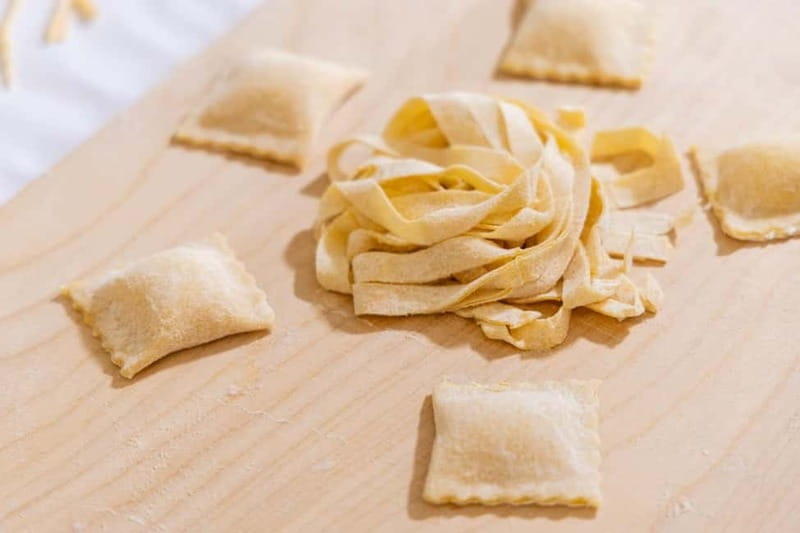 Rome: Ravioli, Fettuccine and Tiramisu Cooking Class - The 3-course plan: fettuccine, ravioli, and tiramisù