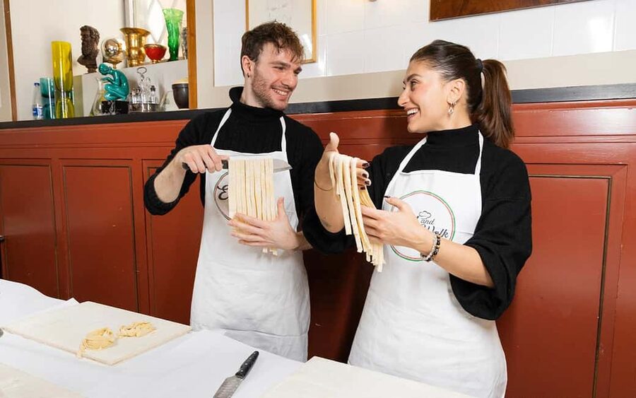 Rome: Ravioli, Fettuccine and Tiramisu Cooking Class - Fresh pasta dough: the technique that makes it work