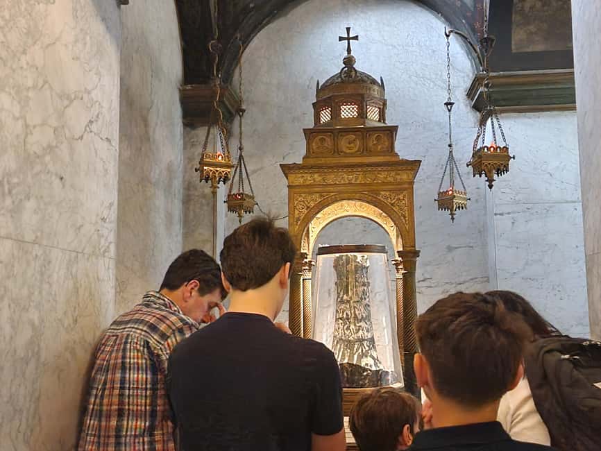 Rome: Relics from the Passion of the Christ Walking Tour - Quick hits before you go