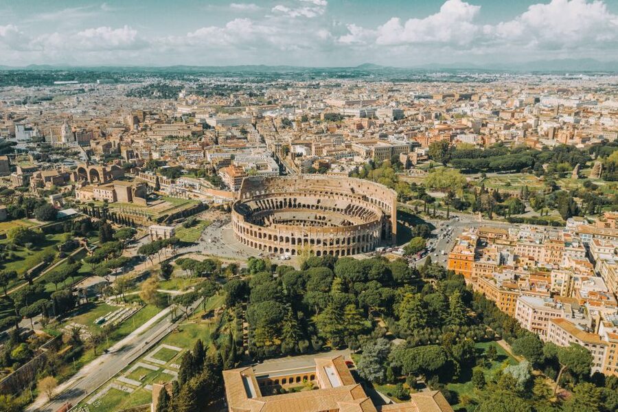 Rome: Rent an E-Scooter - What you actually get (and why it matters): helmet, insurance, chain lock