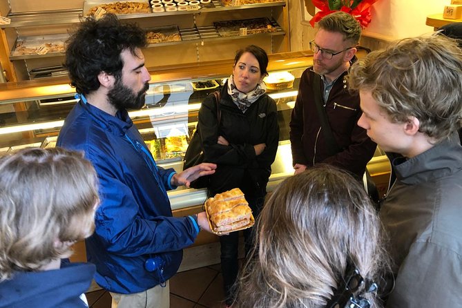 Rome: Rione Parione Private Walking Food Tour - Roman fritti and suppli: the street-food moment