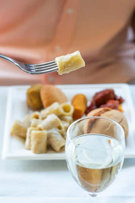 Rome: River Boat Tour with Aperitif - Rome’s Aperitif Cruise: How the One Hour Really Feels