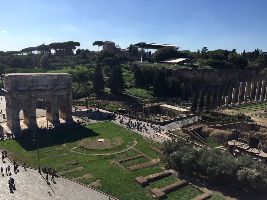 Rome: Roman Forum & Palatine Hill Tour - Views over the Colosseum and Circus Maximus (no entry required)