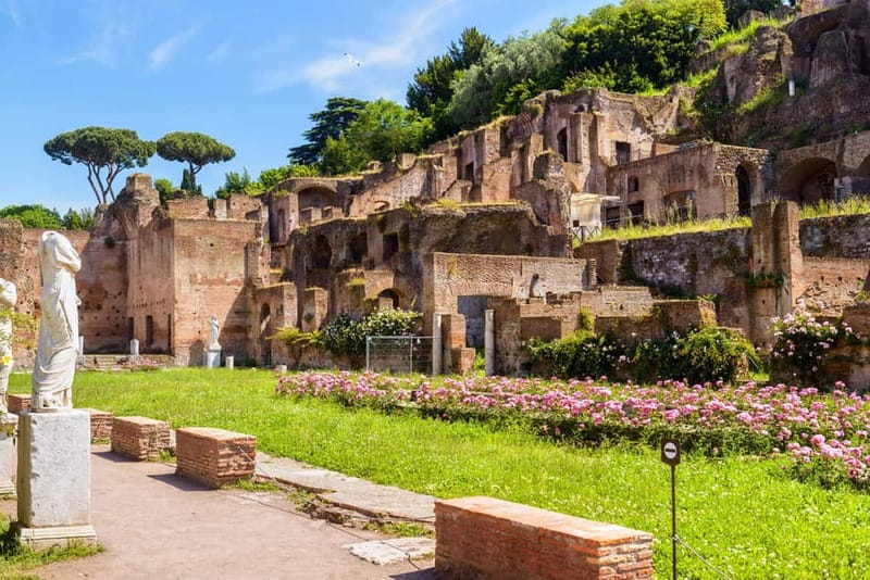 Rome: Roman Forum Super Pass Entry with Audio Guide App - Entering the Roman Forum: the easiest doors to use