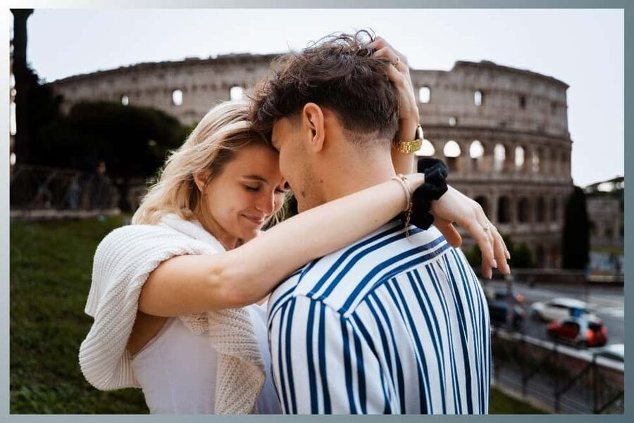 Rome: Romantic Couple Photoshoot Experience at the Colosseum - Entering The Colosseum Area: where your session starts