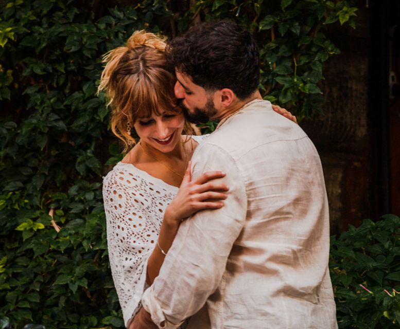 Rome: Romantic Photoshoot for Couples - How the Private Photographer Runs the Session (So You Don’t Freeze)
