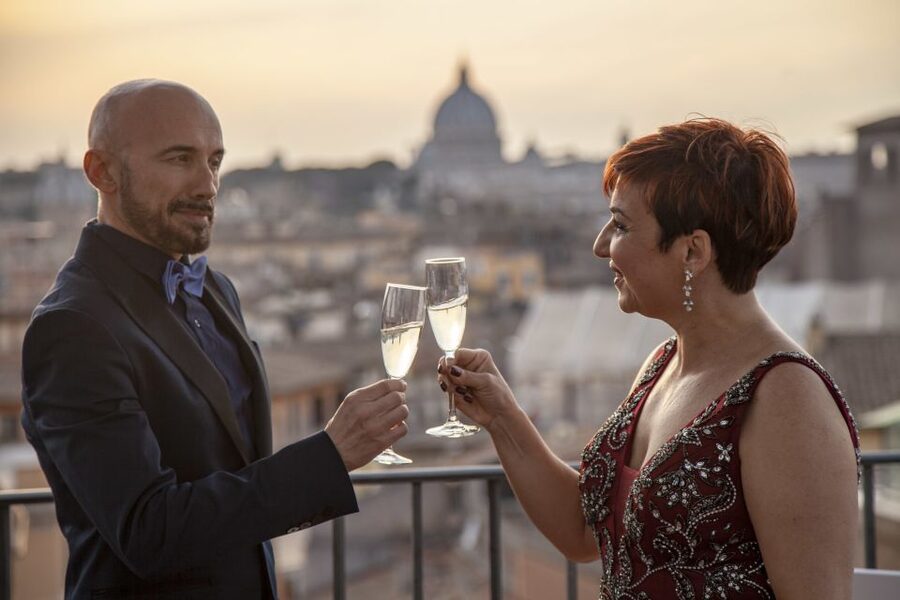 Rome: Rooftop Bar Opera Show - Should you book the Rome rooftop opera show?
