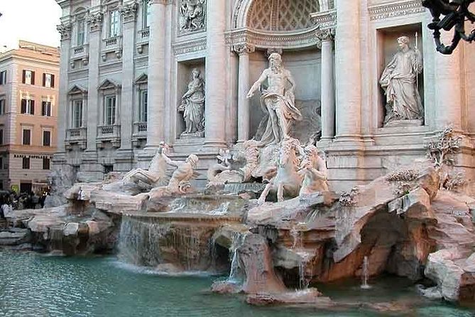 Rome' s 8 Best Highlights Half Day Private Tour - Trevi Fountain: Neptune, long lines, and why 30 minutes can be enough
