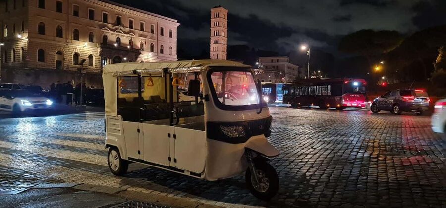 Rome's Golden Hour Golf Cart Tour - Aventine Hill Orange Gardens and Capitoline Hill: Viewpoints Plus Meaning