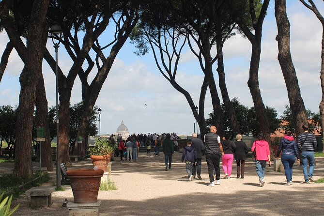 Rome’s Top Highlights by Luxury Golf Cart - Stop 2: Circus Maximus—feel the size of the old-world stadium