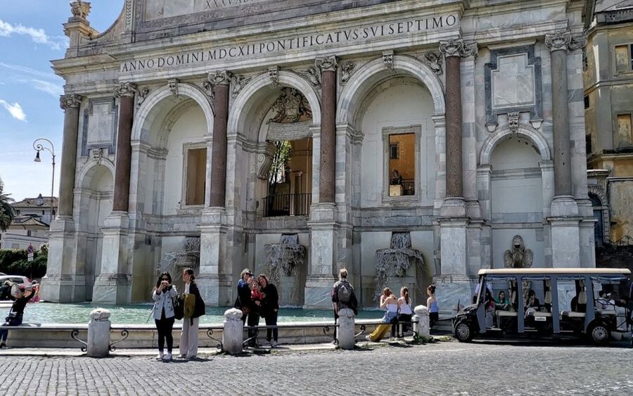 Rome’s Top Highlights Tour Luxury Golf Cart (Private option) - Comfort rules: what to bring and how the ride feels