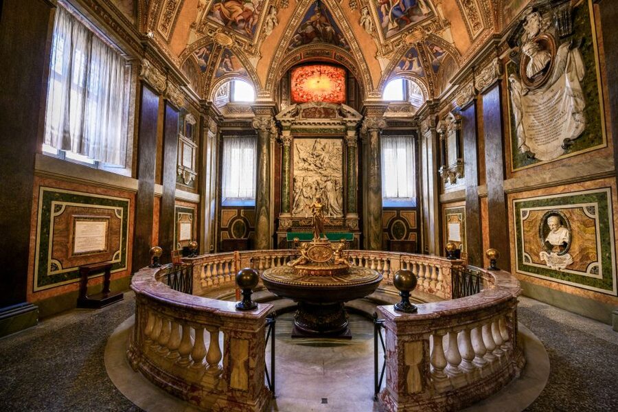 Rome: Santa Maria Maggiore and Panoramic Dome Guided Tour - The Panoramic Dome climb: timing, views, and what the escort means
