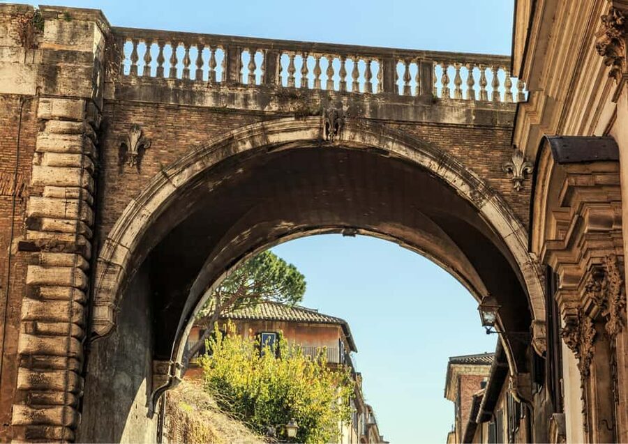 Rome Secrets: Dark History & Tasty Bites Tour - Campo de’ Fiori and Giordano Bruno: heresy in the open air