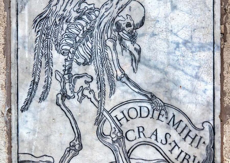 Rome Secrets: Dark History & Tasty Bites Tour - Santa Maria dell’Orazione e Morte: skulls, bones, and the “nameless dead”