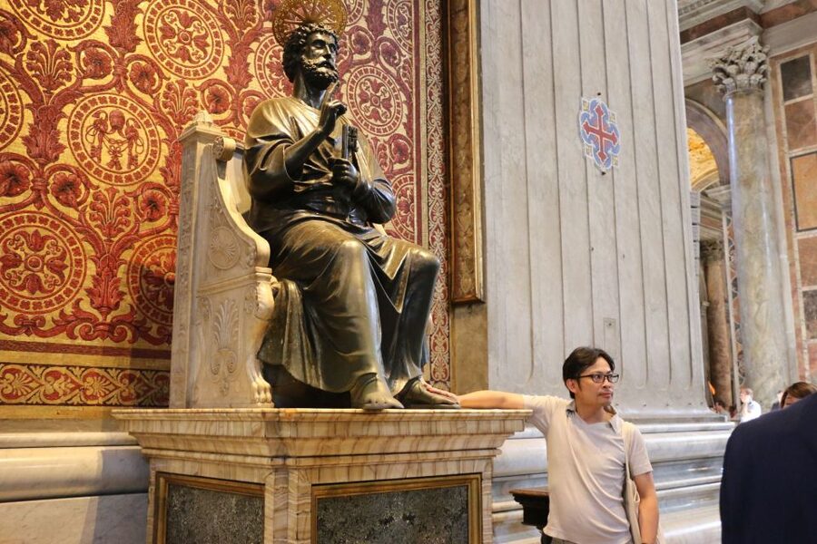 Rome: Sistine Chapel & St. Peter's Basilica with Dome Climb - Sistine Chapel: how silence changes the experience