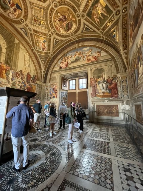 Rome: Sistine Chapel & Vatican Tour with Pre-Opening Access - Airport-style security and headsets: how the tour stays smooth