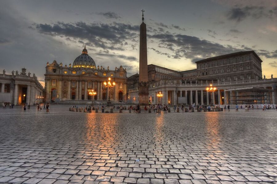 Rome: Skip-the-Line Vatican Museums and Sistine Chapel Tour - Meeting at Via Santamaura: the small logistics that matter
