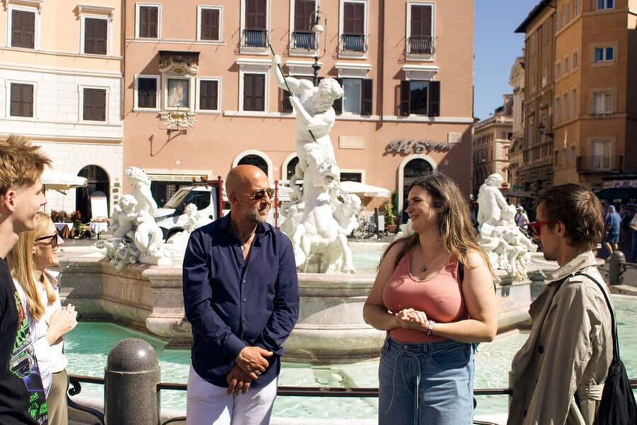 Rome: Small-Group Guided Day or Night Walking Tour - Rome by Moonlight: Why This 2-Hour Walk Works