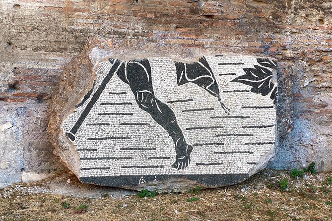 Rome: Small-Group Tour of Caracalla Baths and Circus Maximus - What you get from an archaeologist guide (and how guides like Lars or Gabriel shape it)