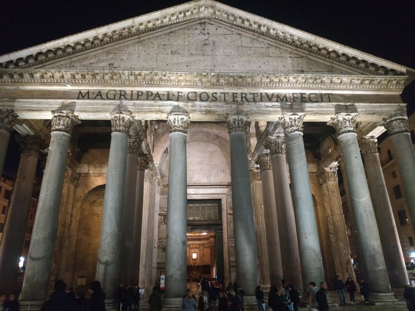 Rome: Spanish Steps, Trevi, Navona and Pantheon Sunset Tour - Piazza di Spagna finish: Spanish Steps at night