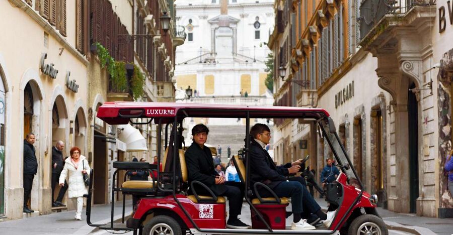 Rome: Squares and Fountains Golf Cart Tour - Trevi Fountain, Piazza Venezia, and the Via Sistina Drive-By