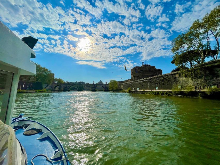 Rome Squares and Fountains Tour & River Boat Hop On Hop Off - The Tiber River hop-on hop-off boat: use it for your second look at Rome