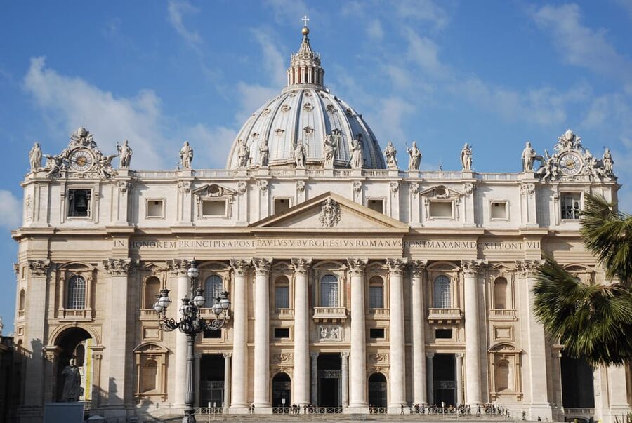Rome: St. Peter’s Basilica Audio Guide with Dome Climb - The Dome Climb: the workout, the narrow stairs, and the payoff
