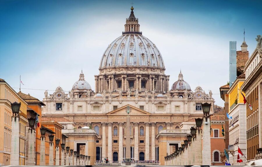 Rome: St. Peter's Basilica Audio Guide with Dome Tickets - Downloadable audio guide: what you need and how to make it work