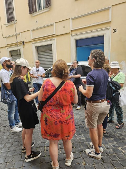 Rome: St. Peter's Basilica, Dome, and Vatican Grottoes Tour - St. Peter’s Papal Grottoes: the crypt level under the basilica
