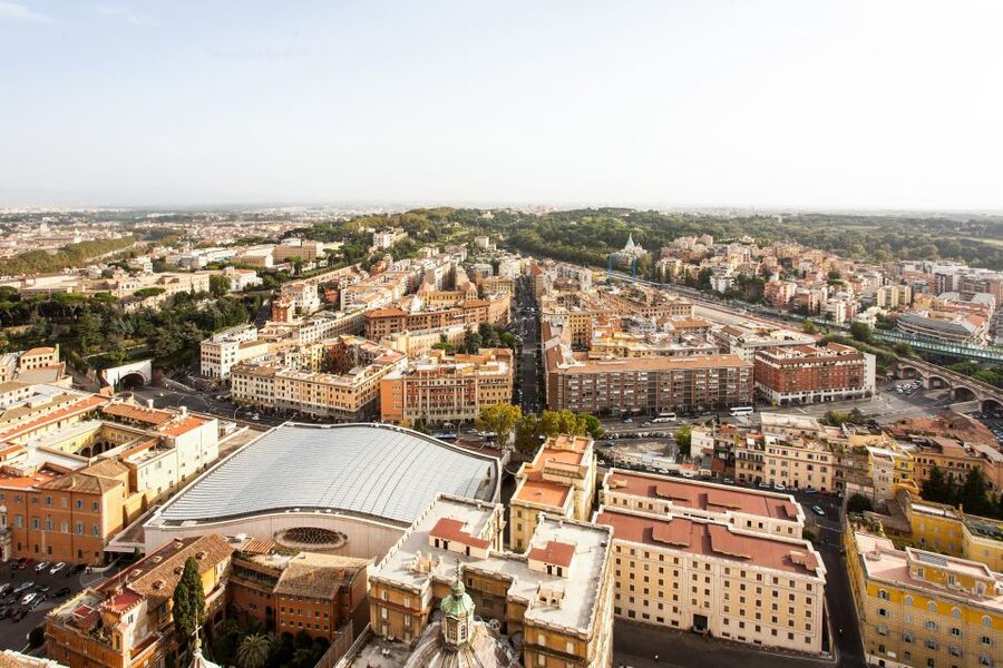 Rome: St. Peter's Basilica & Dome Entry Ticket & Audio Tour - Meeting at Al San Michele and getting into the Vatican rhythm