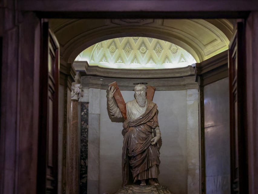 Rome: St. Peter's Basilica, La Pietà, Papal Tombs and Dome - Should you book this tour or wing it?