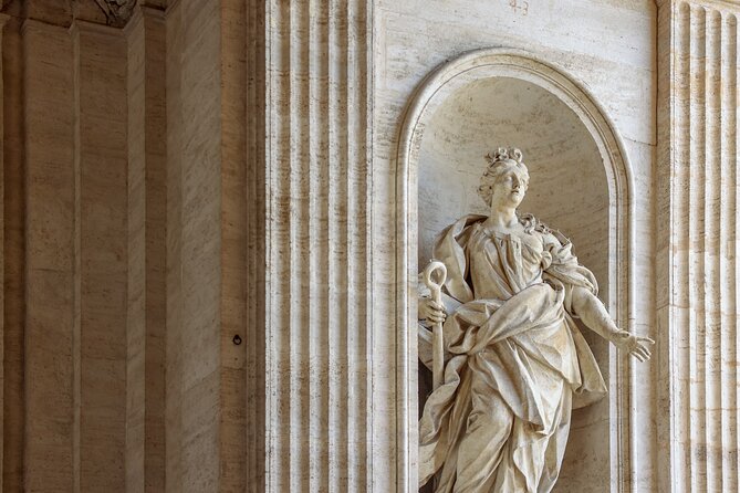 Rome: St. Peter's Basilica, La Pietà, Papal Tombs and Dome - Papal Tombs and Vatican Grottoes: a quieter, heavier stop