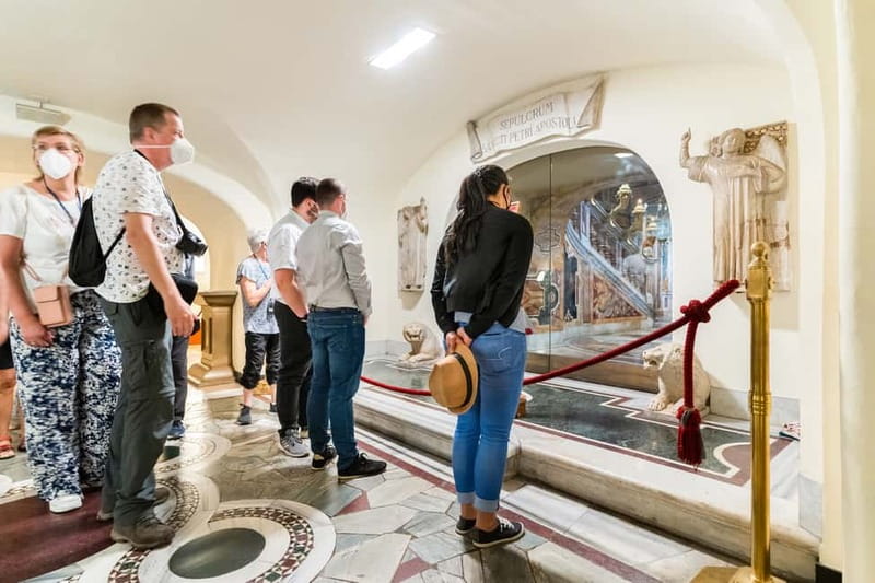 Rome: St. Peter's Basilica, Papal Tombs, and Dome Climb Tour - St. Peter’s Square: Meeting Up and Surviving Security