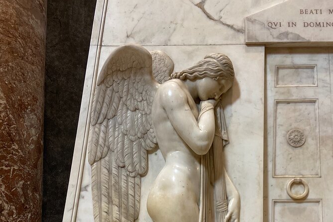 Rome: St Peter's Basilica Skip-The-Line Guided Tour - The Pietà Stop: Michelangelo’s Sculpture in Front of You