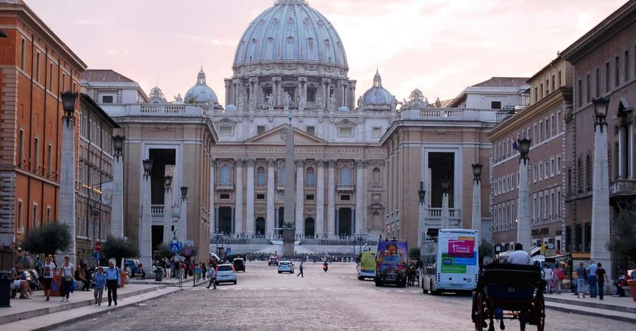 Rome:St. Peter's Basilica Tour, Exclusive Underground Access - Michelangelo’s La Pietà: The Moment You’ll Keep Thinking About