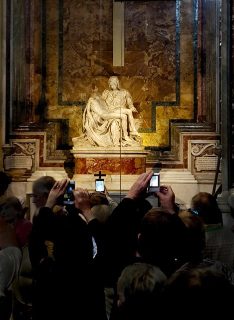 Rome:St. Peter's Basilica Tour, Exclusive Underground Access - Back Upstairs: A Guided St. Peter’s Basilica Visit to Tie It Together