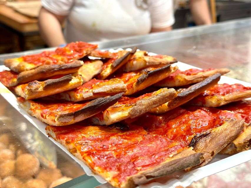 Rome Street Food: Delights at Campo dei Fiori & Ghetto Area - Key things that make this tour work