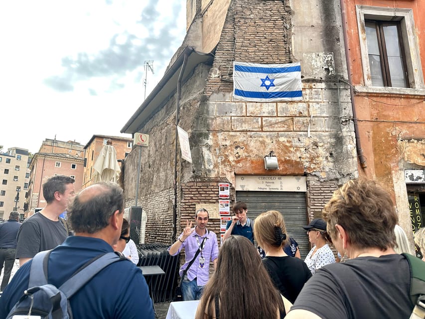 Rome Street Food: Delights at Campo dei Fiori & Ghetto Area - Meeting point under Giordano Bruno: what to look for