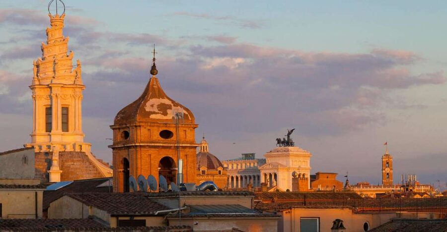 Rome: Terrazza Borromini Open-Air Opera with Aperitif - Terrazza Borromini: the Piazza Navona view from the 4th floor