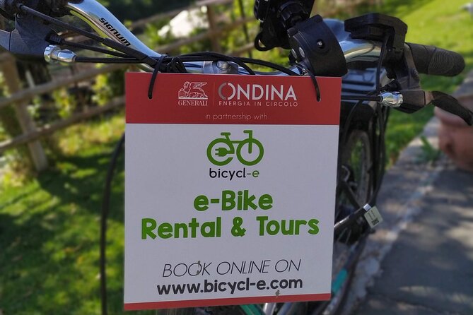 Rome Tiber cycle path: Electric & Muscle Rental Bike - Getting Set Up at Lungotevere delle Armi: Where Your Bike Day Starts