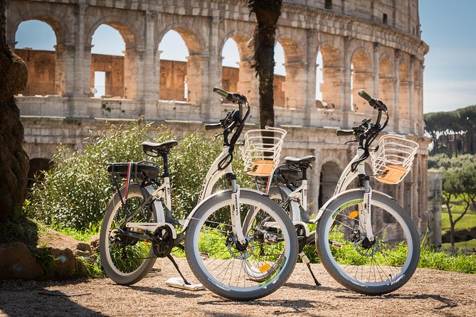 Rome Tiber cycle path: Electric & Muscle Rental Bike - Electric or Muscle Bike: Choosing the Right Power for Your Rome Rhythm